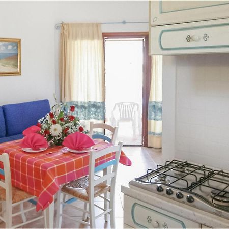 1 Bedroom Awesome Apartment In Golfo Aranci Exterior foto